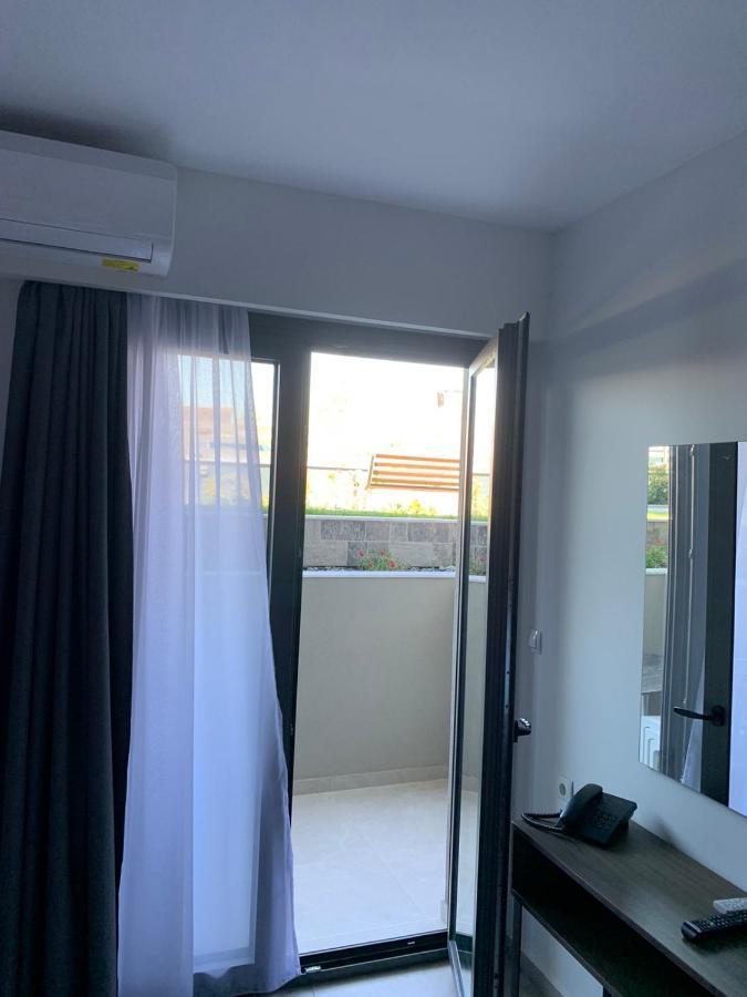 Asteras Aparthotel